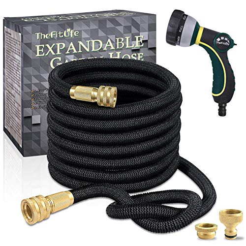 Mangueras de jardín extensibles TheFitLife - Accesorios de latón estándar de la UE con triple núcleo de látex y boquilla de pulverización de 8 funciones, portátiles y sin doblar